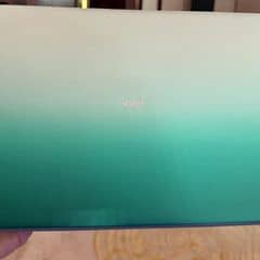 Intel muestra laptop Wildcat Lake fanless con 16 GB RAM