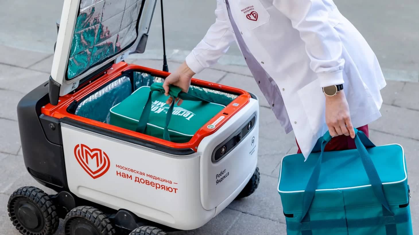С 15 февраля в Москве роботы «Яндекс» доставляют пробы