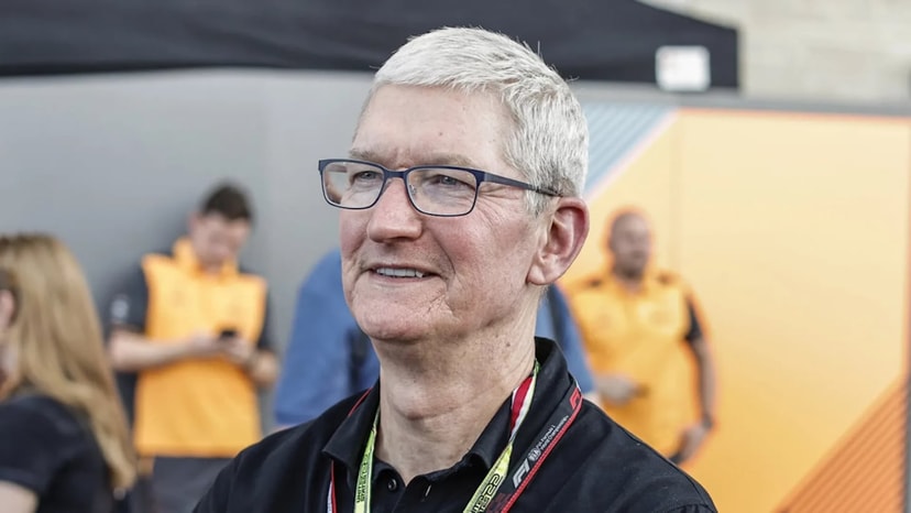 Apple Watch Praised, Apple Maps 2012 Called Flop