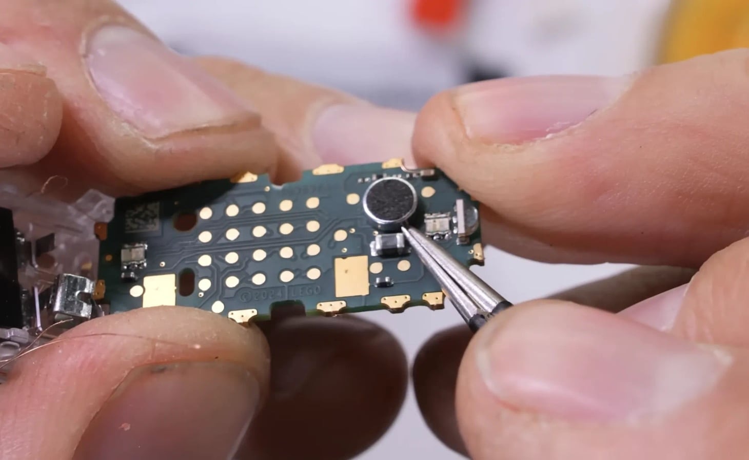Qué es el LEGO Smart Brick y cómo funciona
