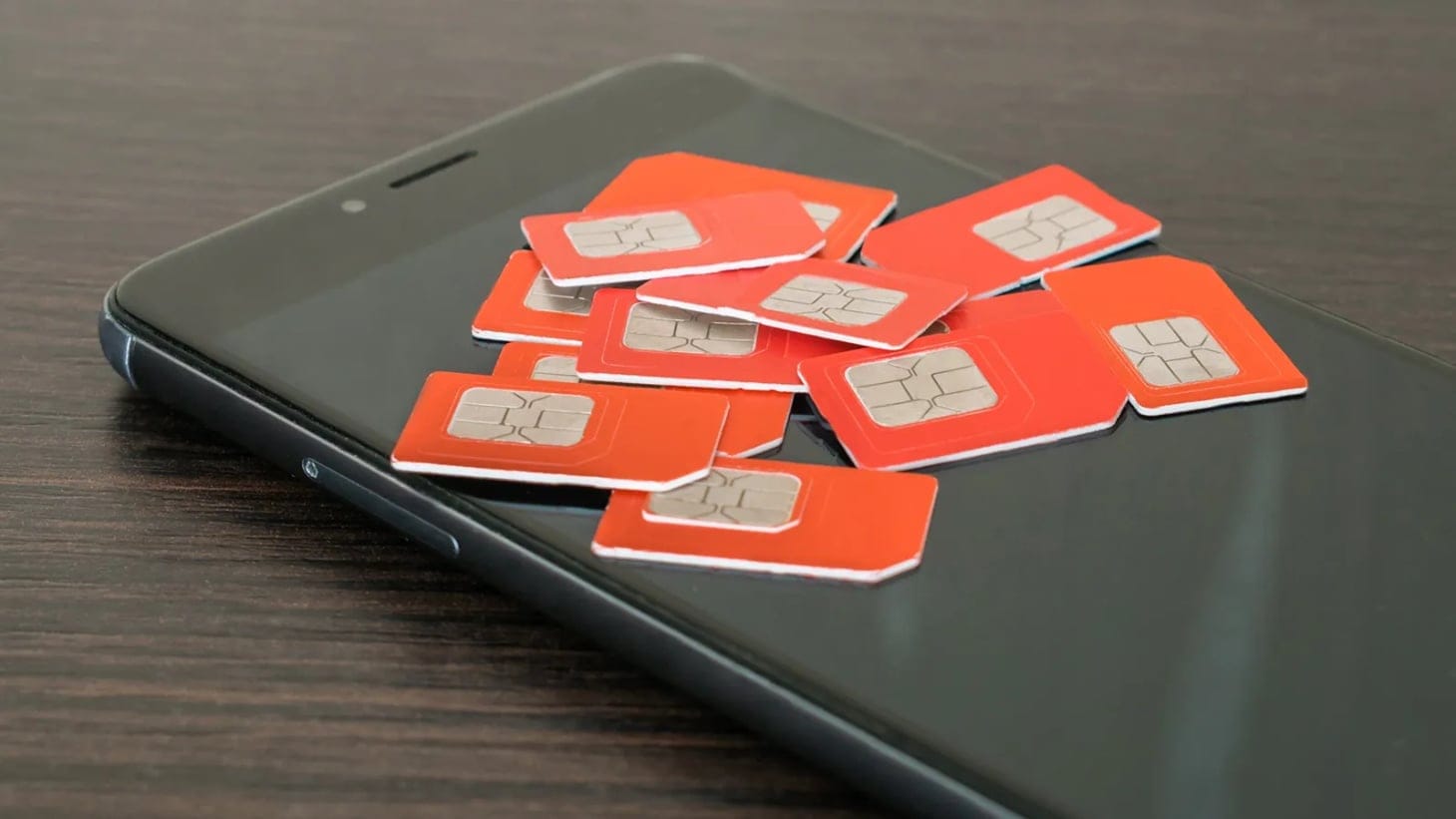 Минцифры ограничит продажу SIM‑карт на маркетплейсах