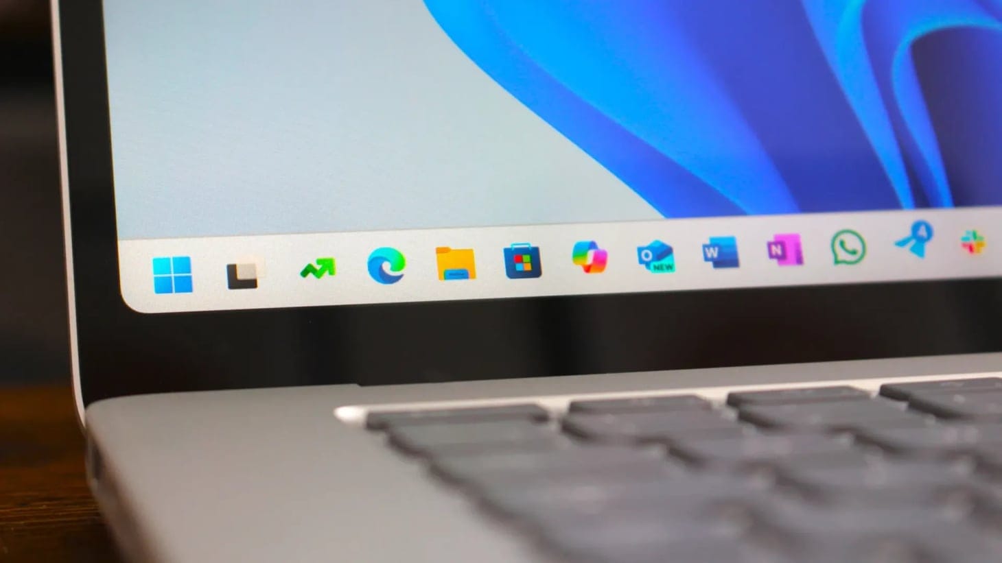Microsoft lanza KB5079473 para Windows 11 24H2 y 25H2